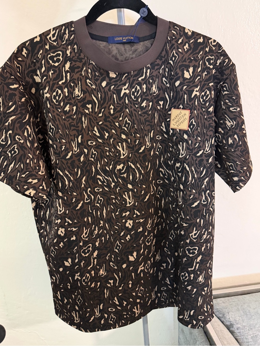 T shirt Men Brown and Cream Leopard-Patter Sleeve Tee